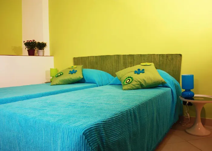Отель типа "постель и завтрак" Tra Gianicolo E Trastevere 4*